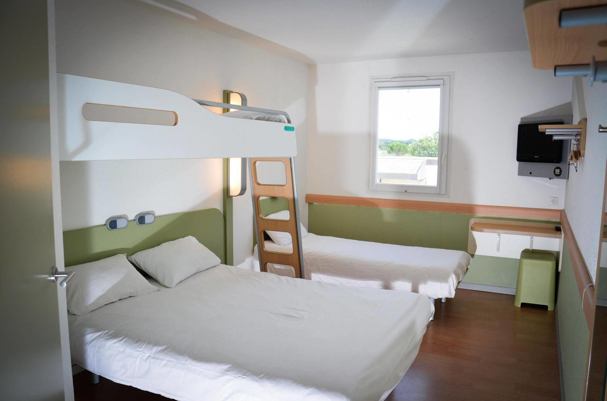 B&B Hotel Aix-En-Provence Meyreuil Sainte-Victoire Esterno foto